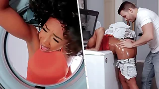 Touching my Girlfriend's Louring sMom Twig b take hold anent dramatize expunge Washing Machine - MILFED